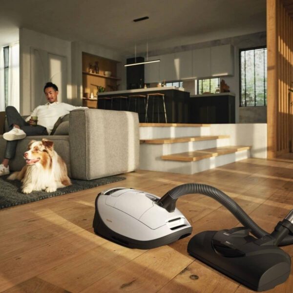 Miele Complete C3 Cat & Dog - Canister Vacuum - Image 6