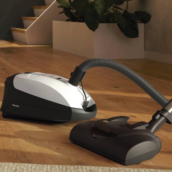 Open Box - Miele Classic C1 Cat & Dog - Canister Vacuum - Image 6
